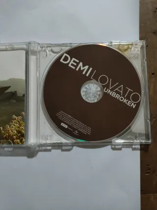 CD Demi Lovato Unbroken