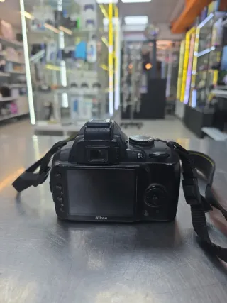 Cámara Réflex Nikon D3000