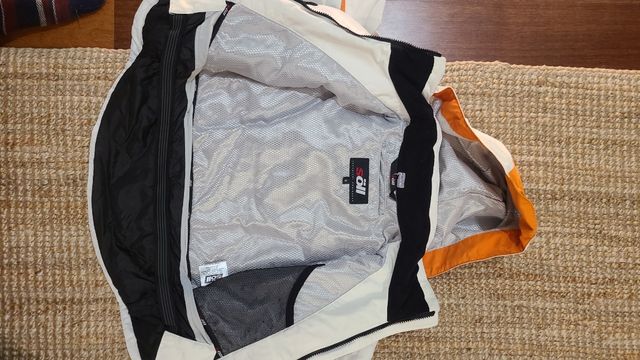 Equipacion de esquí marca Söll Talla 8