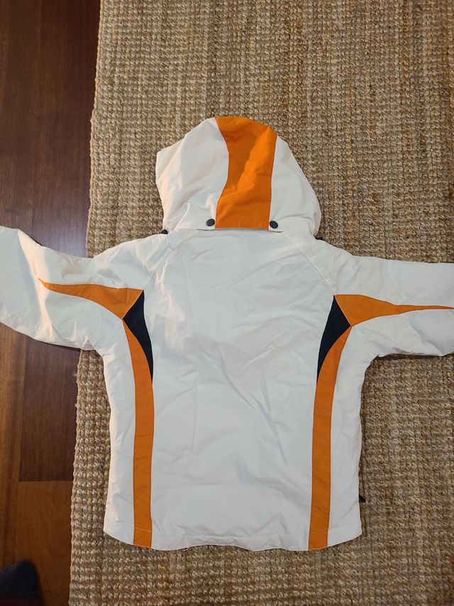 Equipacion de esquí marca Söll Talla 8