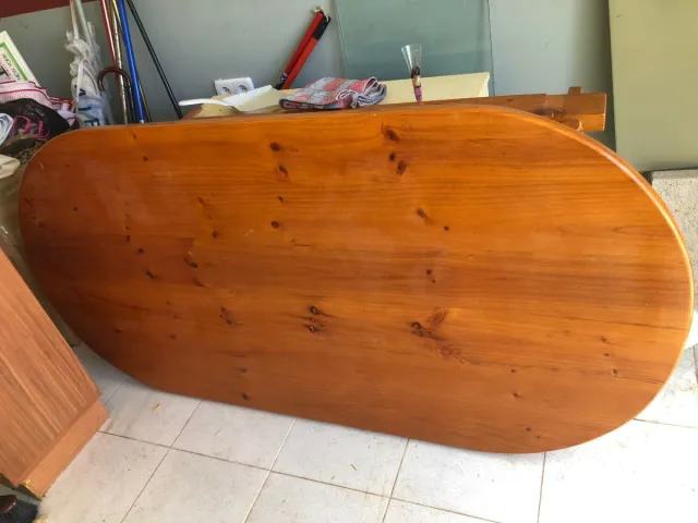 Mesa comedor madera maciza + 6 sillas. URGE