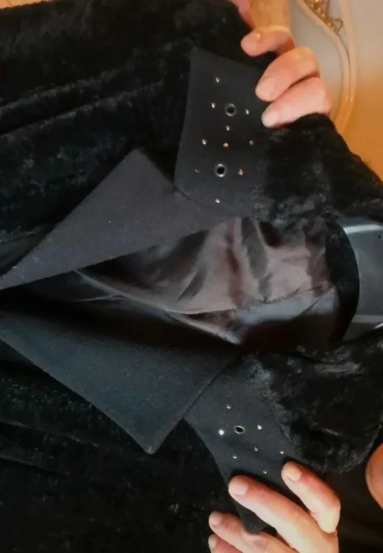 Cappotto nero con cintura