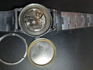 Reloj Vostok Vintage Plata y Blanco