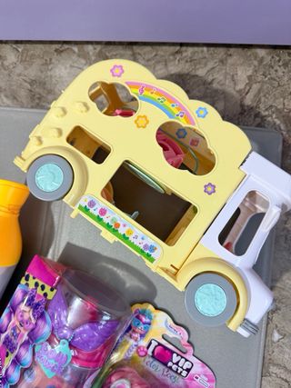 Lotto 51 Giocattoli: Care Bears, Cry Babies, lego