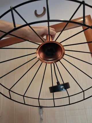 Lámpara colgante diseño metal