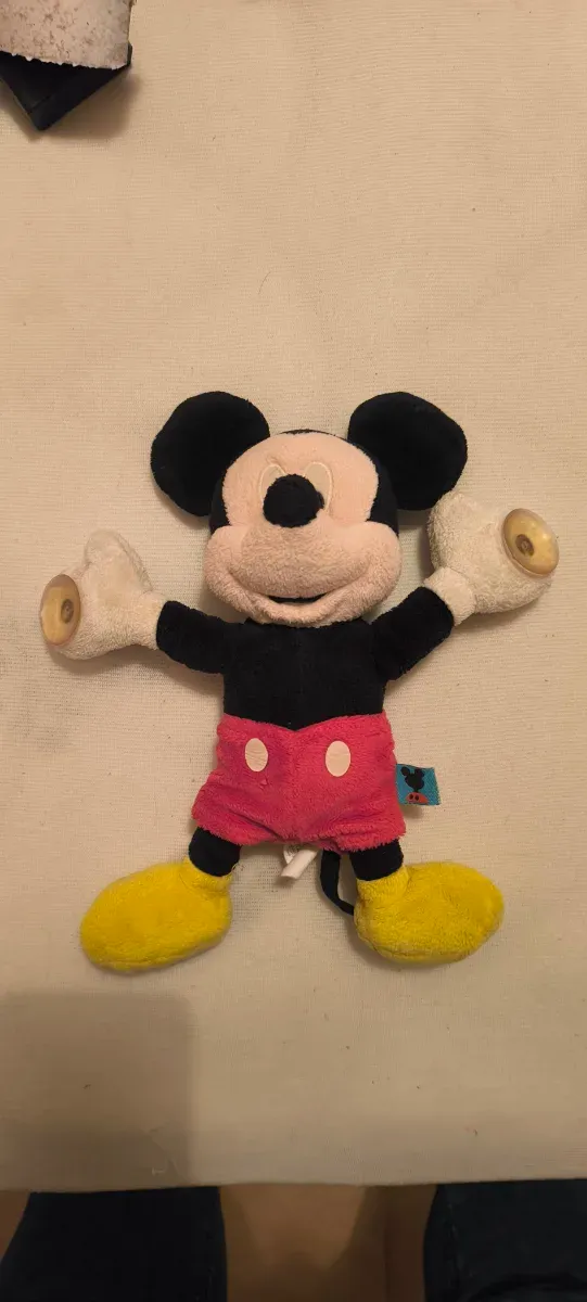 Peluche di Mickey Mouse con ventose