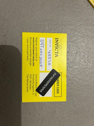 Reloj Invicta Mujer Dorado y Gris