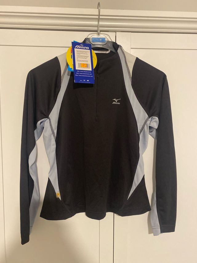 Maglietta tecnica Mizuno nera e grigia