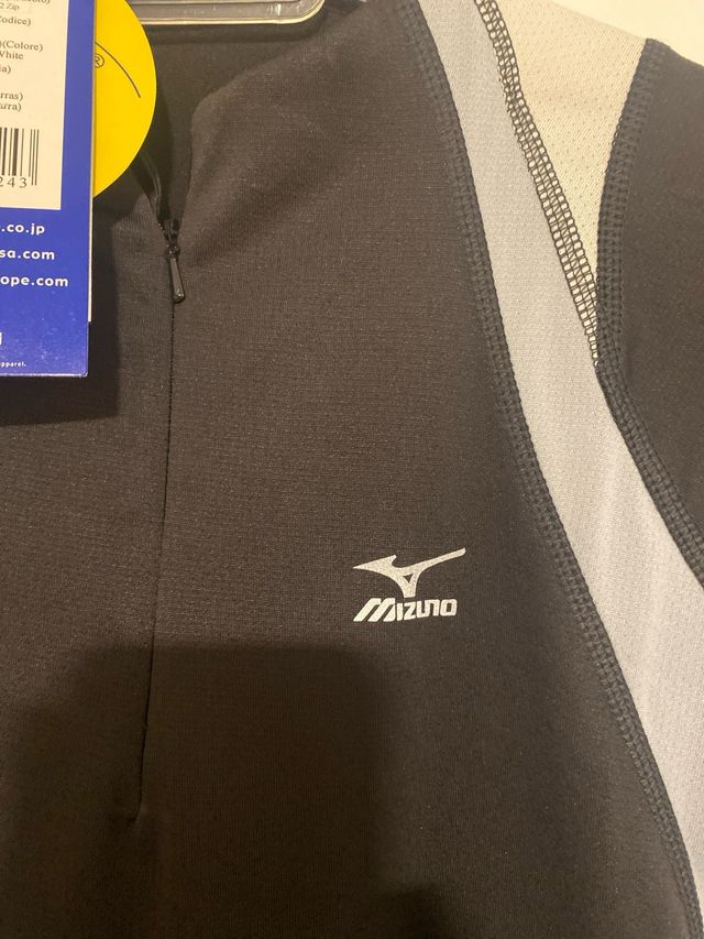 Maglietta tecnica Mizuno nera e grigia