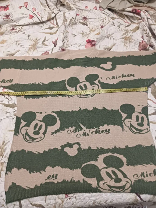 Jersey Mickey Mouse beige y verde