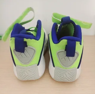 Zapatillas Adidas Adiwear poco uso