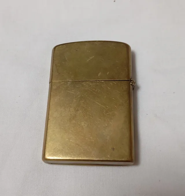 Isquejador Metálico Dourado