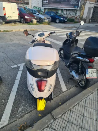 UM Chill 49cc Scooter 2020