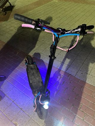 Patín Eléctrico con Luces LED