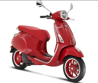 Vespa Elettrica 70 km Rojo