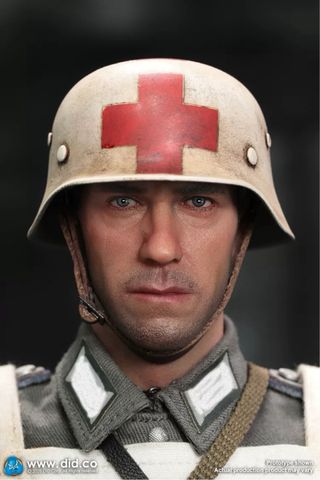 Figura DID 1/6 German Medic Officer WWII