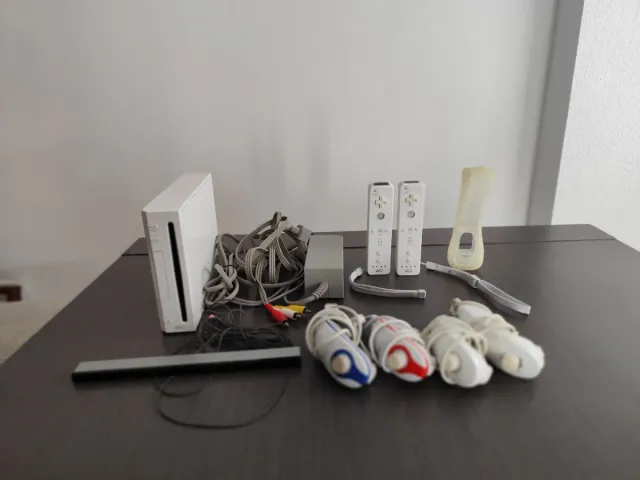 Consola Nintendo Wii Blanca + Accesorios
