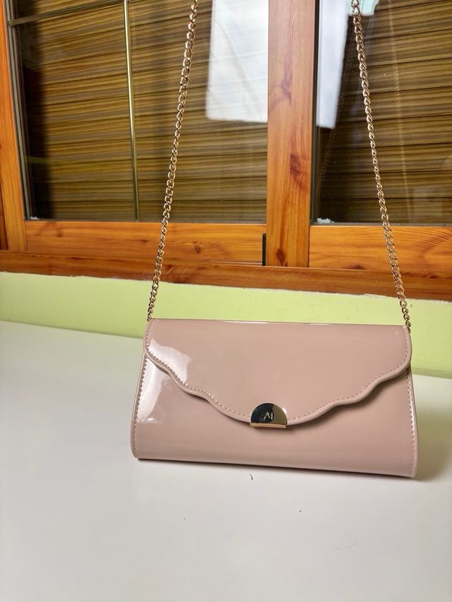 Bolso Clutch Anna Field Cadena Dorada