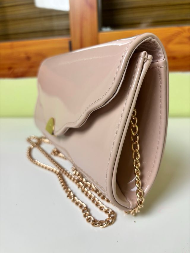 Bolso Clutch Anna Field Cadena Dorada