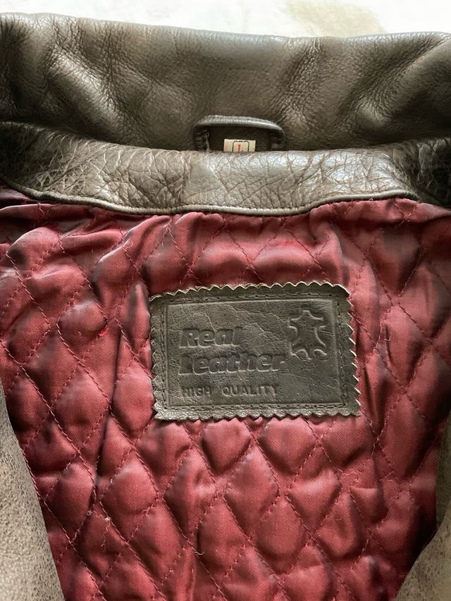 Abrigo de piel marrón