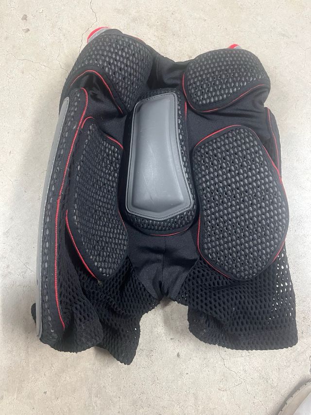 Protecciones Snowboard/Skate Negro