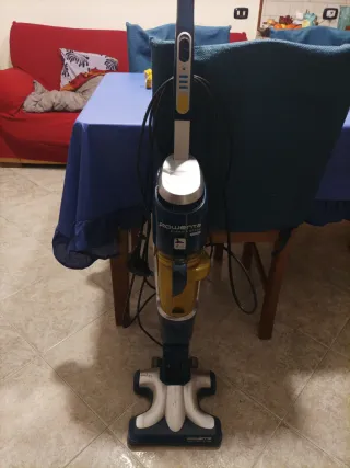 Rowenta Clean&Steam aspirapolvere e lavapavimenti