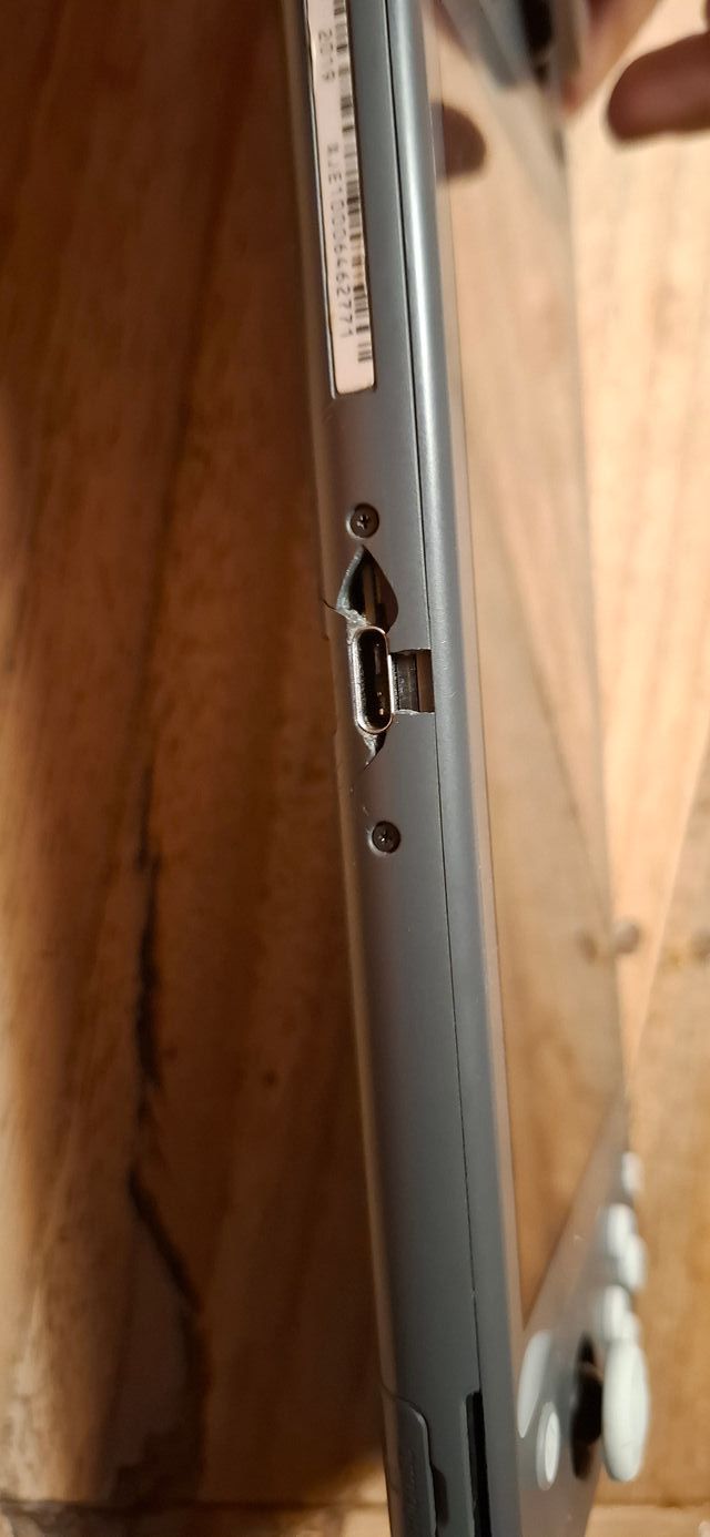 Nintendo Switch Gris + Funda