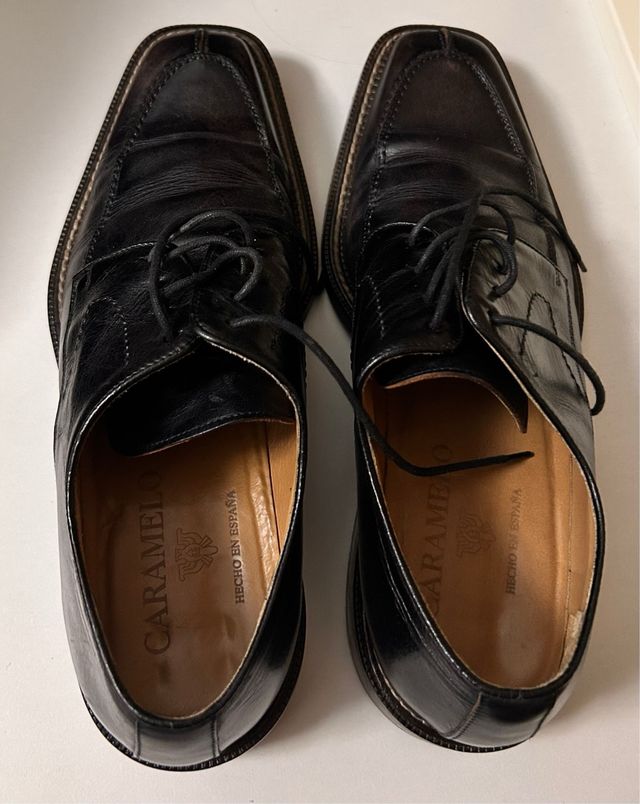 Zapatos Negros marca caramelo Hombre