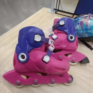 Patines en línea rosas y morados niña