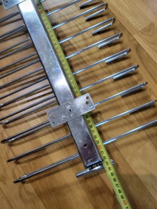 Pantaloncini estensibili in metallo