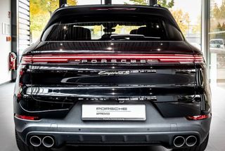 Porsche Cayenne S E-Hybrid 2024