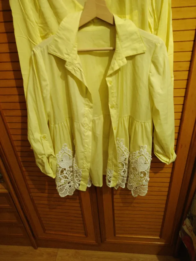 2 Camisas Amarillas Mujer
