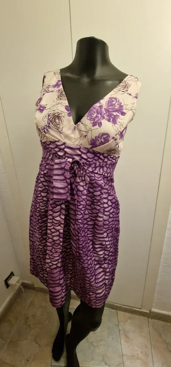 Vestido Morado Estampado Floral