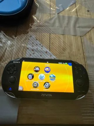 PS Vita OLED Sony Nero e Blu