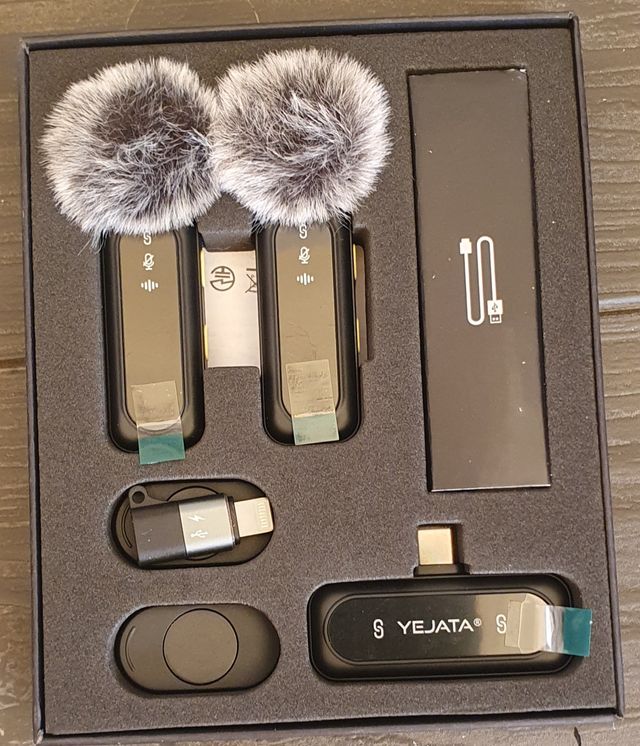 Pack micrófonos tipo Lavalier inalámbricos