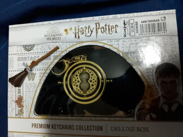 Harry Potter Caja Premium Llaveros Deluxe