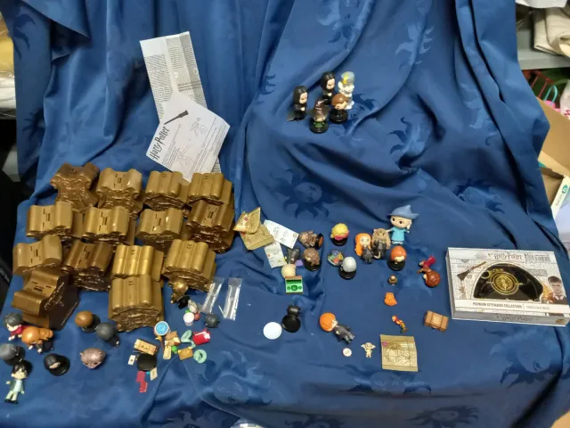 Harry Potter Caja Premium Llaveros Deluxe