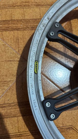 Llanta Akront Aro 18-1.6