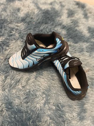 Zapatillas Nike TN Talla 43