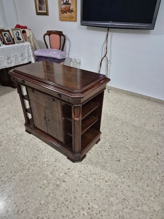 Mueble TV madera buen estado