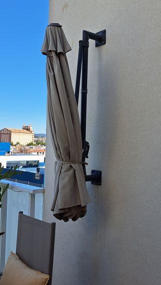 Sombrilla pared taupé