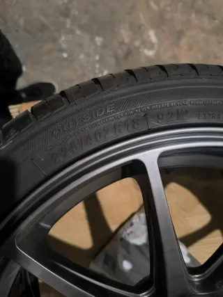 Llantas Japan Racing JR11