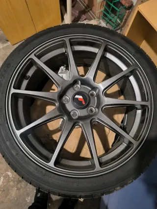 Llantas Japan Racing JR11