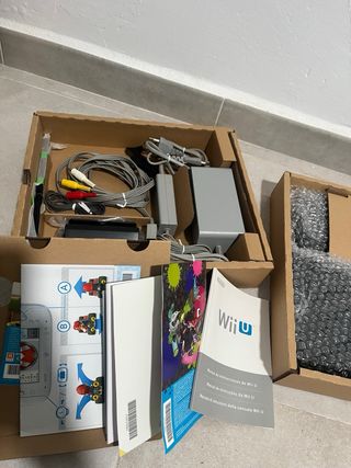 Consola Wii U 32GB nera + Mario Kart 8 e Splatoon