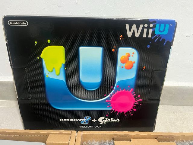 Consola Wii U 32GB nera + Mario Kart 8 e Splatoon