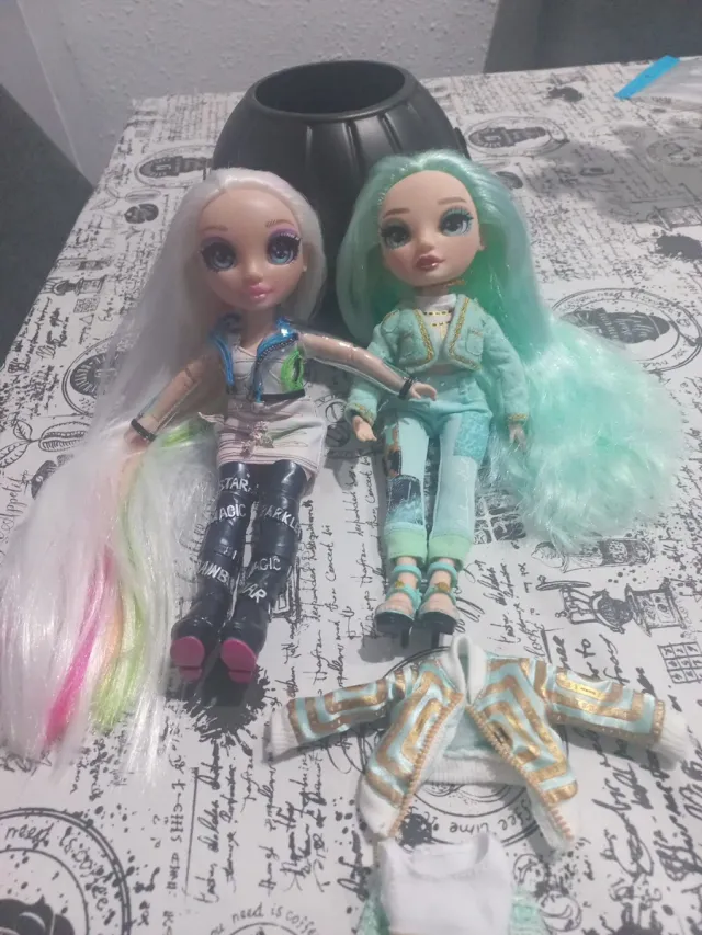 Black Friday  10€ Rainbow High