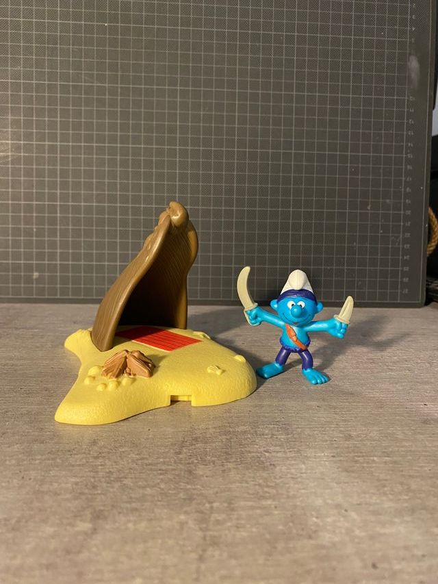 Happy Meal McDonald's Pirate Blue Dwarfs 2004