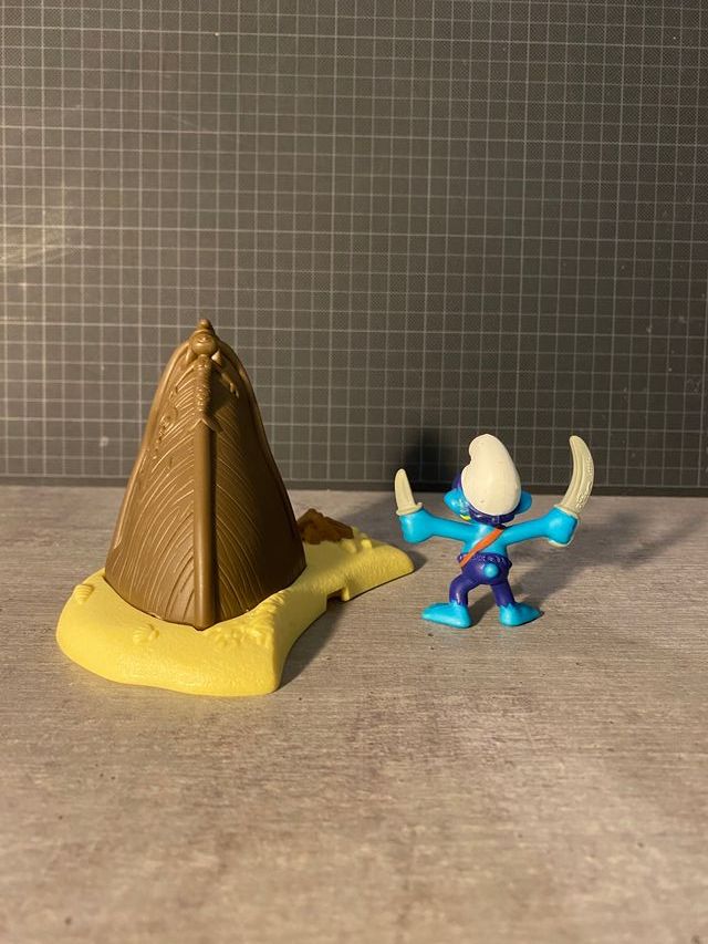 Happy Meal McDonald's Pirate Blue Dwarfs 2004