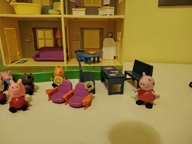 Casa Peppa Pig con figuras y accesorios