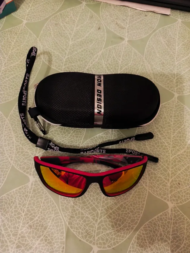 Gafas de sol polarizadas deportivas